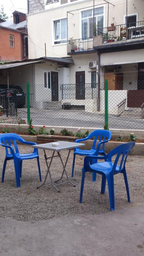 Guest House Madonna Tbilisi Exterior photo